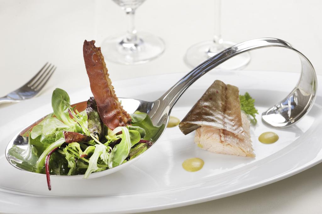 Hotel Kirchspiels Gasthaus 노토프 외부 사진