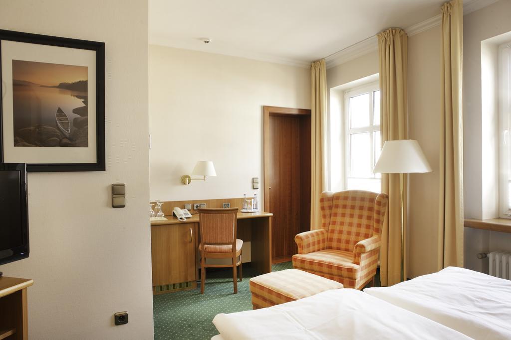 Hotel Kirchspiels Gasthaus 노토프 객실 사진