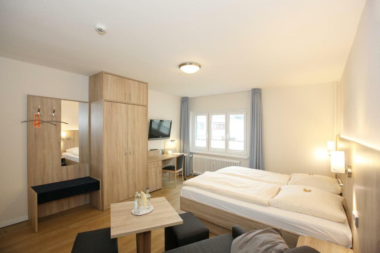 Hotel Kirchspiels Gasthaus 노토프 외부 사진
