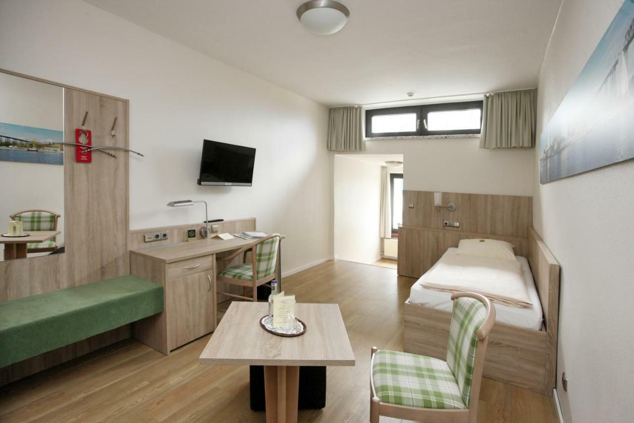 Hotel Kirchspiels Gasthaus 노토프 외부 사진