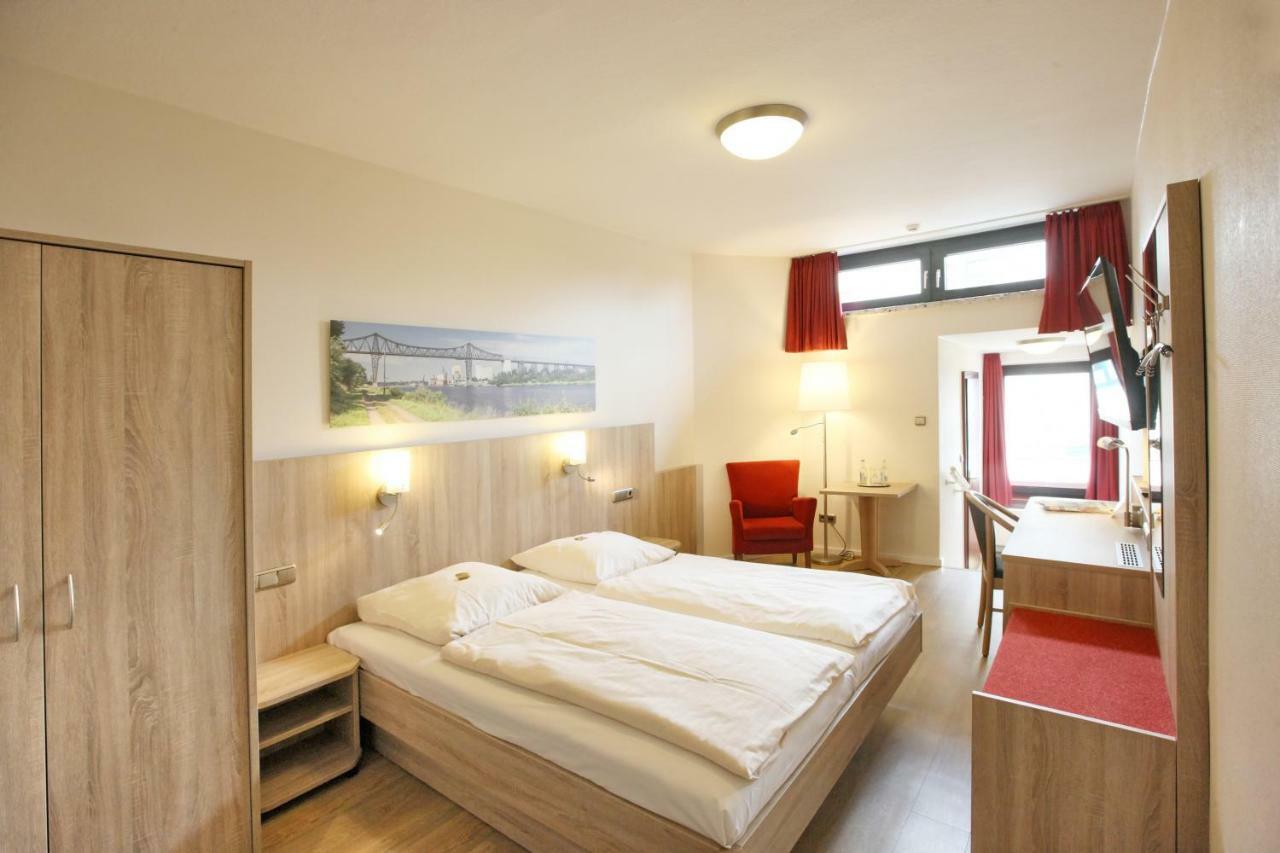 Hotel Kirchspiels Gasthaus 노토프 외부 사진